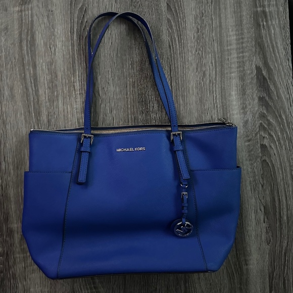 michael kors blue tote bag - Picture 1 of 3